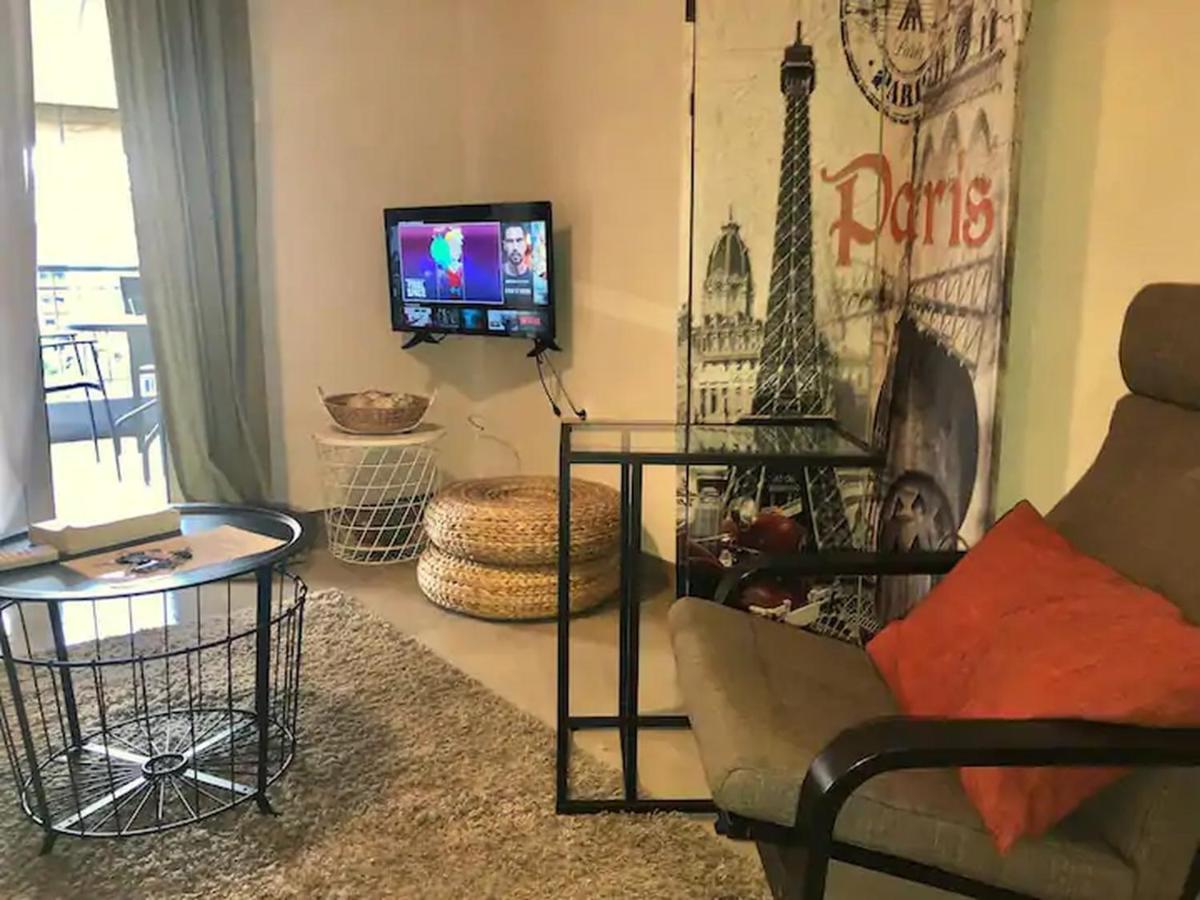 Openair Hot Tub/Big Balcony/Great Boutique Apt Афины Экстерьер фото